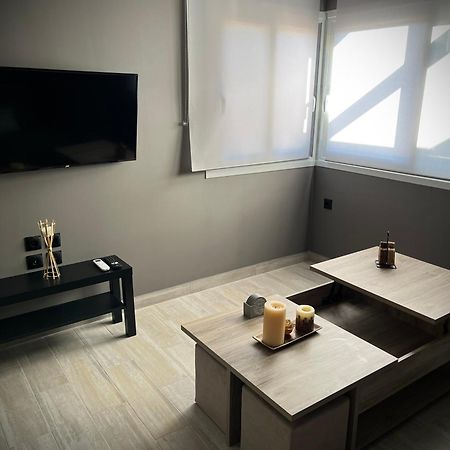 Joannas Airport Luxury Rooms Артеміда Екстер'єр фото