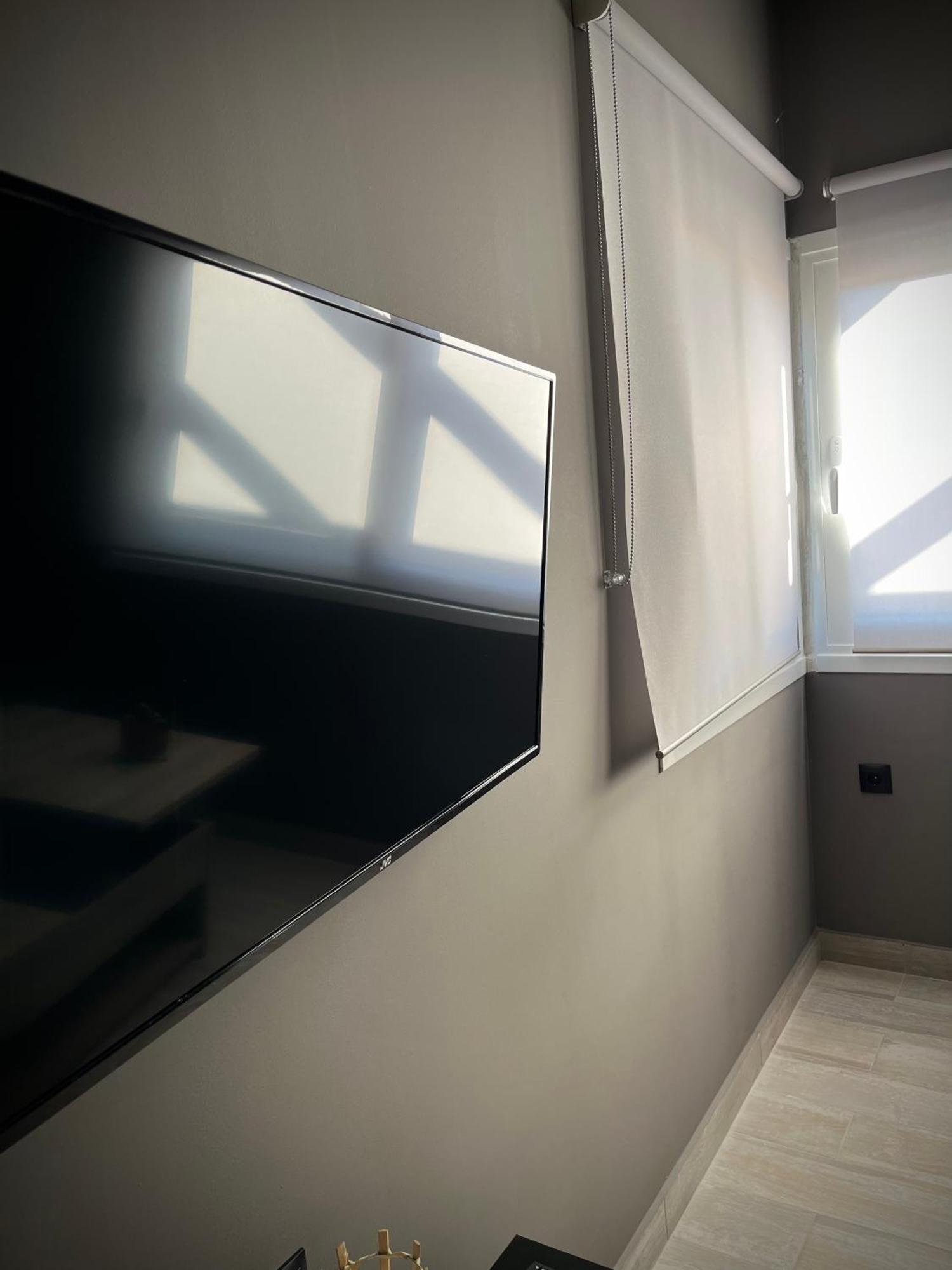 Joannas Airport Luxury Rooms Артеміда Екстер'єр фото